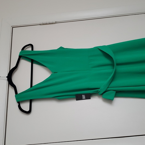 DKNY Apple Green Sleeveless Cocktail Dress - Picture 11 of 16
